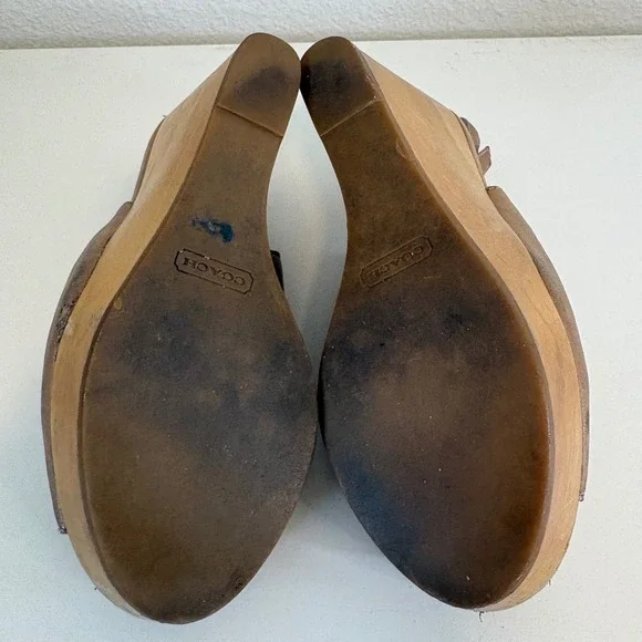 Coach Jade Tan Leather Perforated Logo Wooden Wedge Sandals Q1191 Size 7.5B - Picture 6 of 8